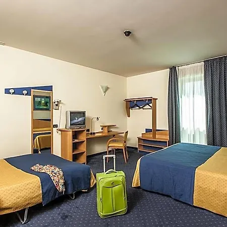 Otel Mastai 3*