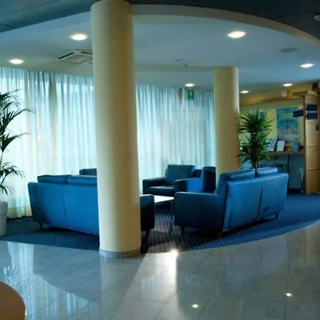 Otel Mastai 3*